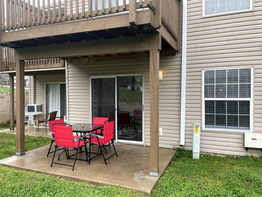 New Remodeled Luxury Condo By The Lake, No Stairs! Branson Exterior foto