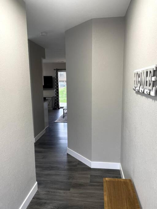 New Remodeled Luxury Condo By The Lake, No Stairs! Branson Exterior foto